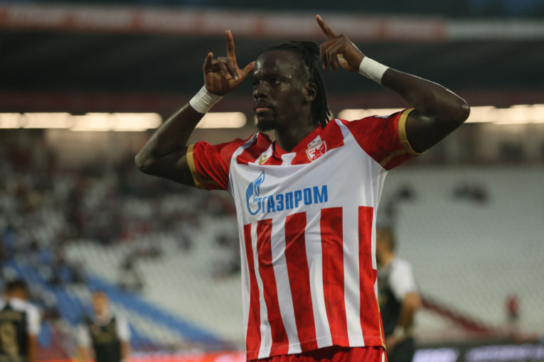 Endiaje naljutio Delije: Senegalac šokirao javnost objavom na Instagramu! Zvezda izgubila, a on slavi (FOTO)