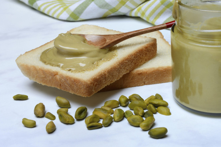 Cena pistaća ide u nebesa: Rat u iranu podigao ga na zlatni nivo! A kako je u Srbiji?