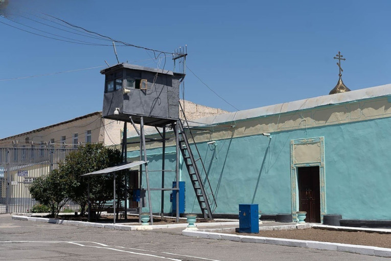 Pobuna u zatvoru u Rusiji: Zatvorenici uzeli taoce, ima mrtvih i povređenih! (VIDEO)