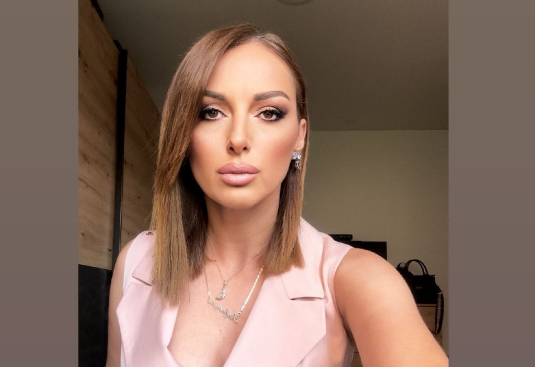 Pevačica se oglasila iz bolnice: Njena ćerka hitno operisana!