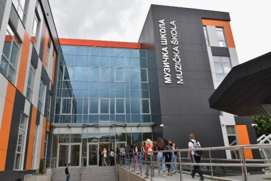 Predsednica Skupštine Grada Novog Sada Dina Vučinić: "Borimo se za bolji život građana, a ne za fotelje"