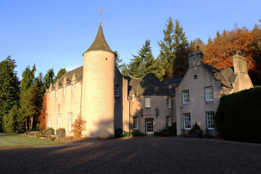 Giljermo del Toro tvrdi da soba u ukletom hotelu, u kojem je boravio dok je snimao "Frankenštajna", ima "nešto ljuto" u sebi