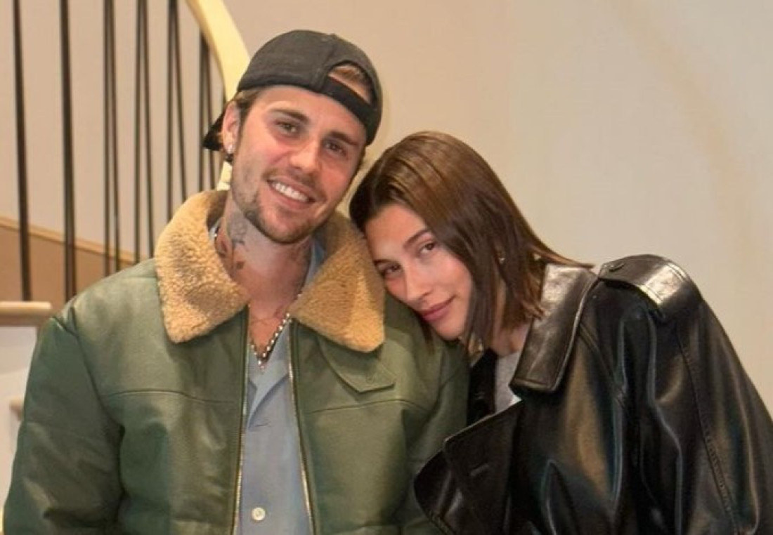 Hejli Biber prvi put u javnosti nakon porođaja! Šokirala sve izgledom: Pojavila se u izlasku u nesvakidašnjem izdanju!