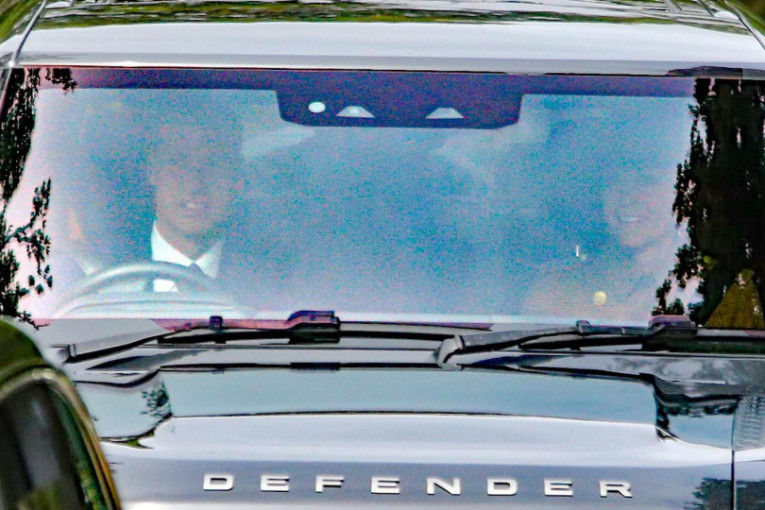 Kejt Midlton je viđena u Crathie Kirk po prvi put otkako je otkrila dijagnozu raka! Svi su primetili jedan detalj (FOTO)