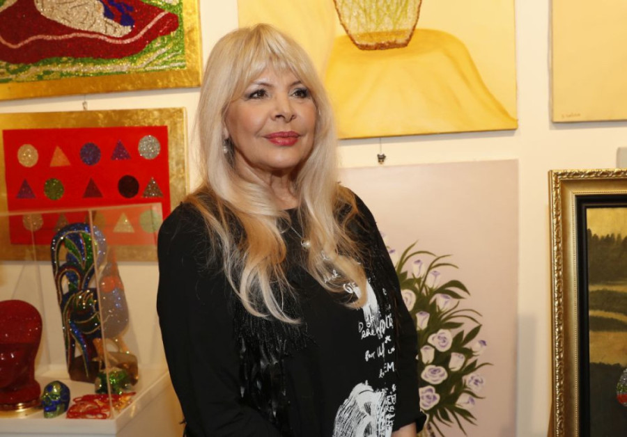 Hanki Paldum je 26 godina mlađi kolega slao eksplicitne fotke: Ovo je bila njena reakcija!