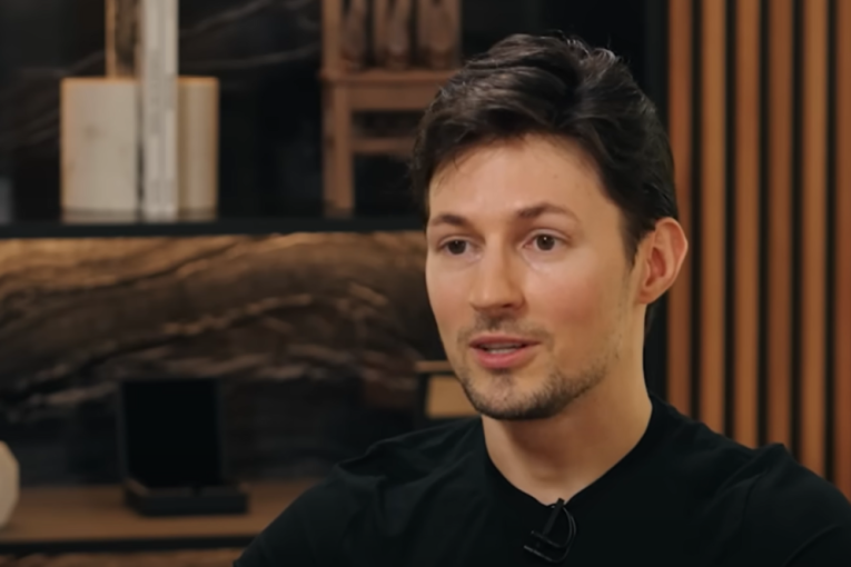 Plaća vantelesnu oplodnju i deli imovinu: Plan ruskog milijardera zaprepastio javnost!