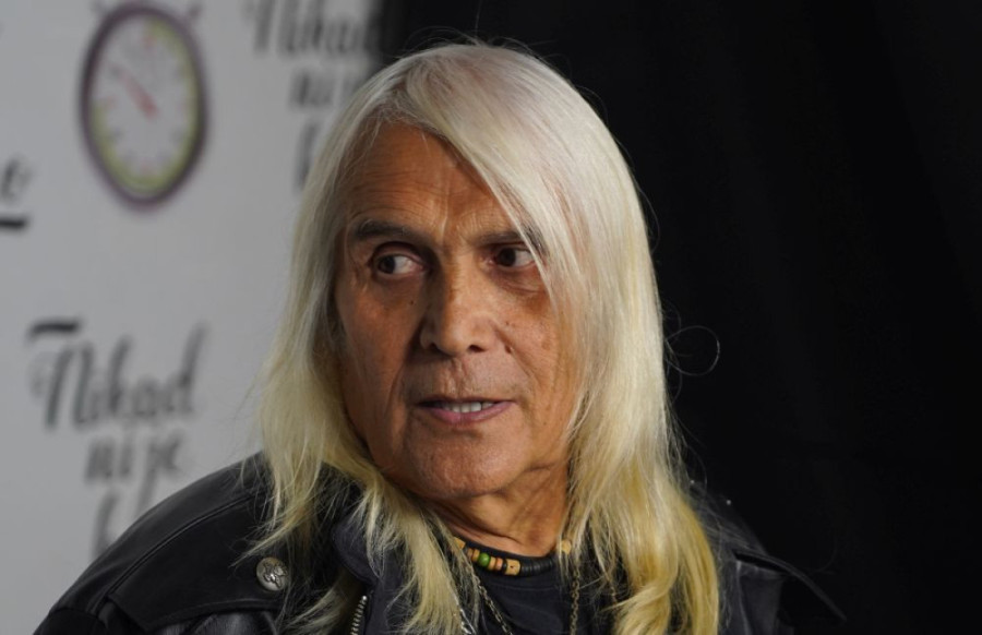 "On nije hteo da dođe, imali smo kriznu godinu!" Otkriven razlog zašto je Bora Čorba dao otkaz Bajagi