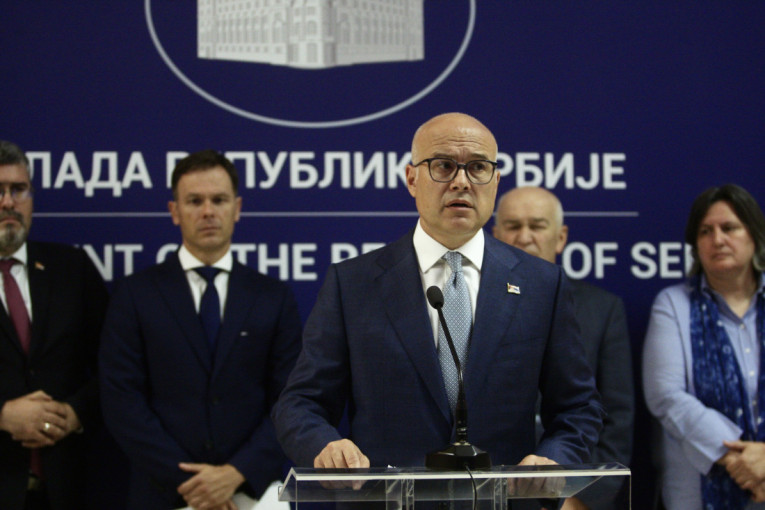 Vučević: Neprestane pretnje predsedniku Vučiću opasne i nisu za potcenjivanje, pozivaju na likvidaciju