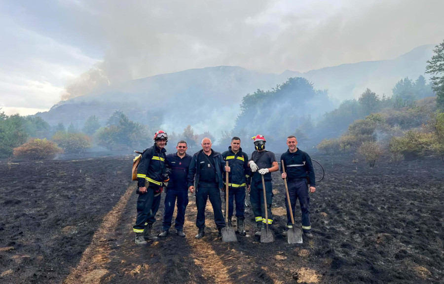 Požari bukte širom Srbije: Više od 100 intervencija za samo 24 sata, na ovim lokalitetima je najkritičnije (FOTO)