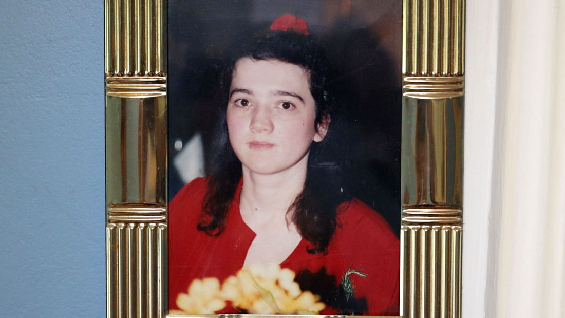 I da sve puca u mojim grudima, nikad ne bih odustala: Rada se bori za život, a i dalje se brine o ćerkama sa smetnjama u razvoju (VIDEO)