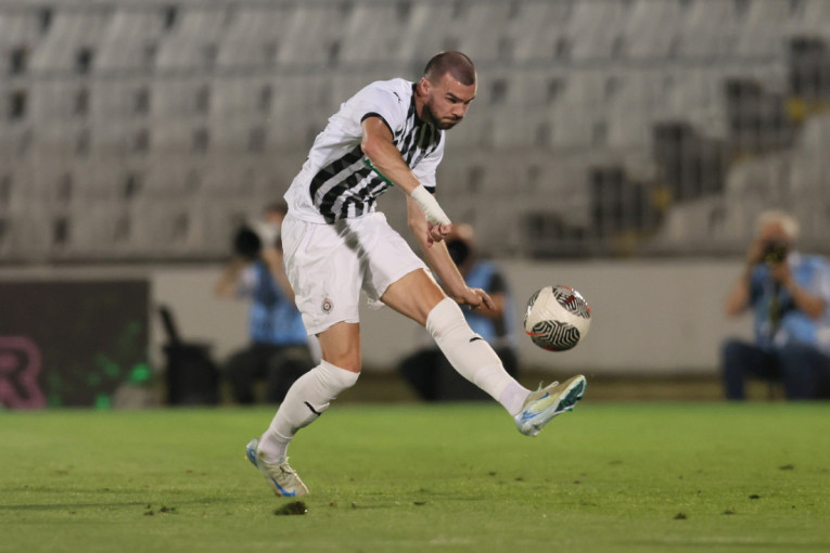 Reprezentativac napušta Humsku: Oduševio Ilića, ali Partizan se odlučio za prodaju!