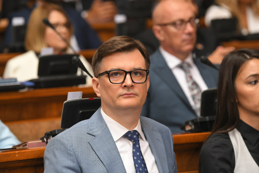 Jovanov: Opozicija poručuje da treba odustati od svih razvojnih projekata i vratiti se u vreme kad su uzimali pare