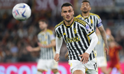 Zvezdi se komplikuje "operacija Kostić"! Tri kluba iz Serije A u redu za potpis Srbina!