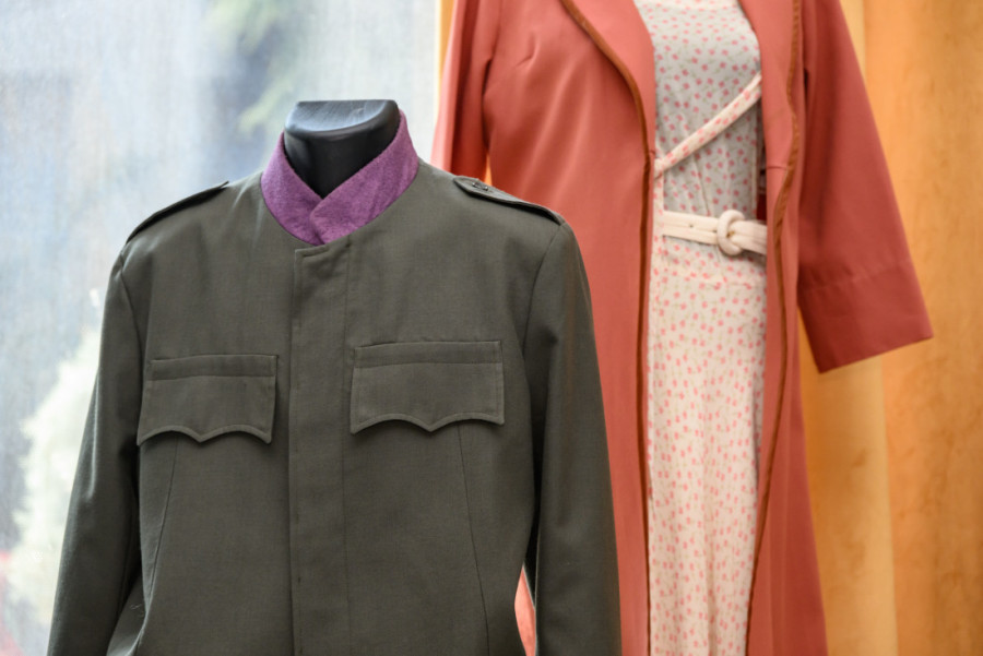 Sećanje na Prleta i Tihog: Izložba originalnih kostima i rekvizita iz kultne serije "Otpisani" (FOTO)