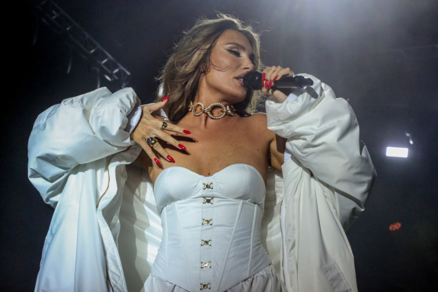 „Mislila sam da ću da se razbolim, ako stanem..." Senidah otvoreno, posle koncerta na Tašu: Suze su mi pošle!