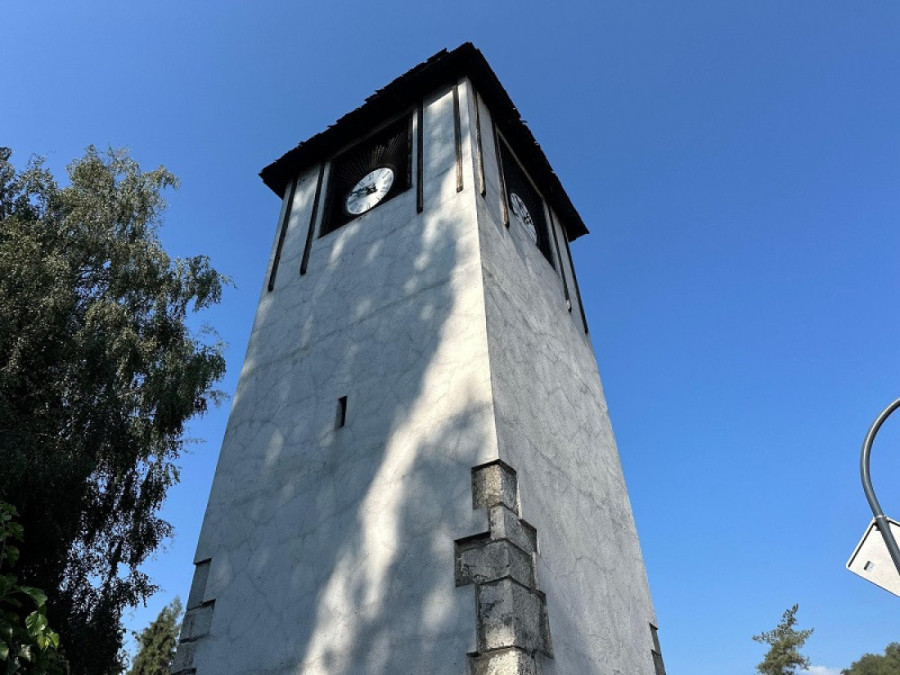 Ona je simbol Prijepolja, odoleva vekovima i čak i danas pokazuje tačno vreme: Sahat kula jedinstvena je na svetu (FOTO)