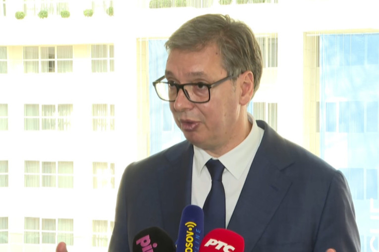 Vučić iz Praga o gorućim temama: Važno je što su Amerikanci i Evropljani osudili Kurtija!