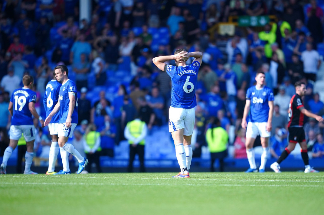 Everton u crnoj istoriji Premijer lige - vodio 2:0 u 87. minutu i izgubio! Kako, pogledajte hajlajtse u FULL HD! (VIDEO)