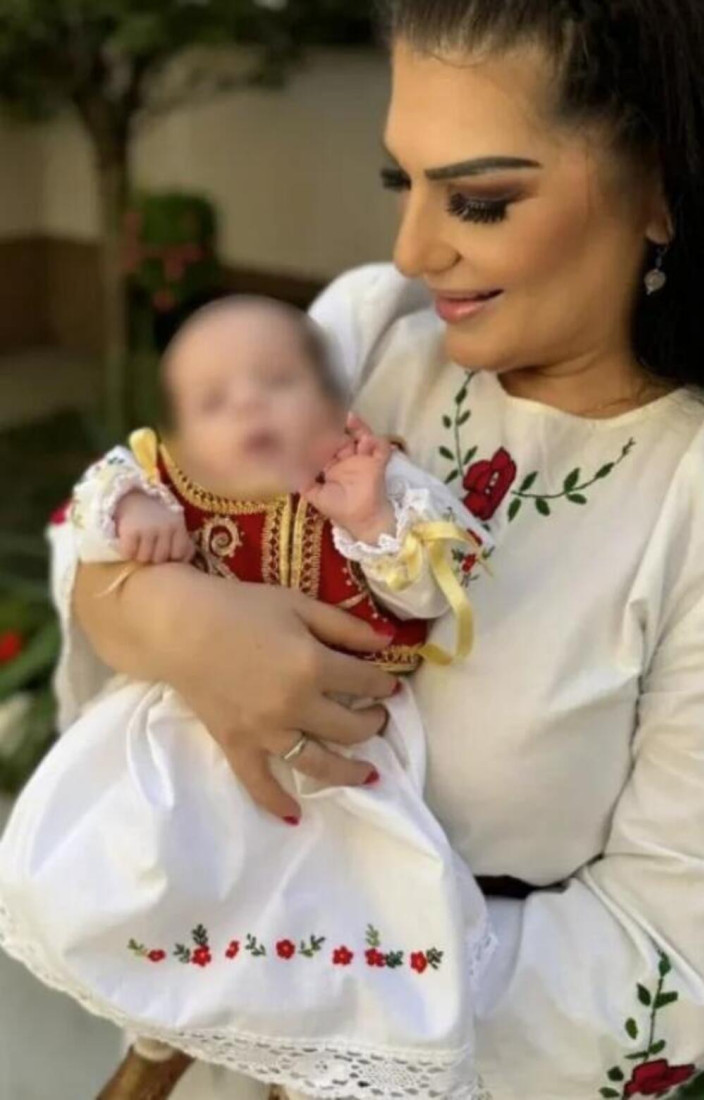 Svi se raduju zbog ćerke Sanje Maletić! Osvanula emotivna fotka male Vanje: Zaljubljena sam u ovu radost života!