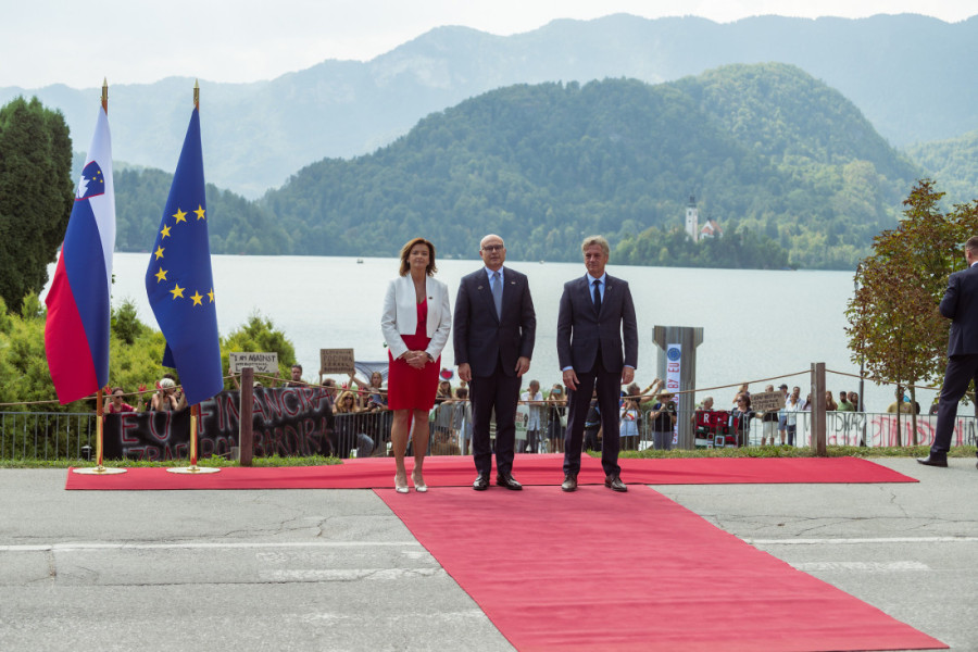 Premijer Vučević stigao na 19. Bledski strateški forum