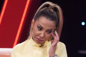 Aneli pred ulazak u „Elitu 8" stigla poruka Asminovog oca! Podrška joj sve prenela: „Dok se vi njoj divite, njemu se povraća..."