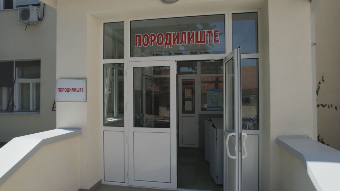 Doktor Urošević otkriva - Kad muževi prisustvuju porođaju, teže nam je da zbrinemo njih nego buduće majke