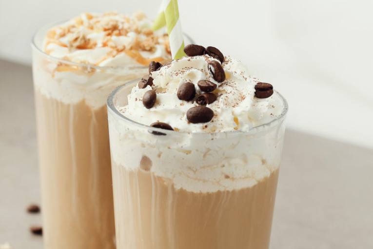 Postoje bolje alternative: Ovo su tri najgora dodatka za kafu, mogu samo da vam naškode