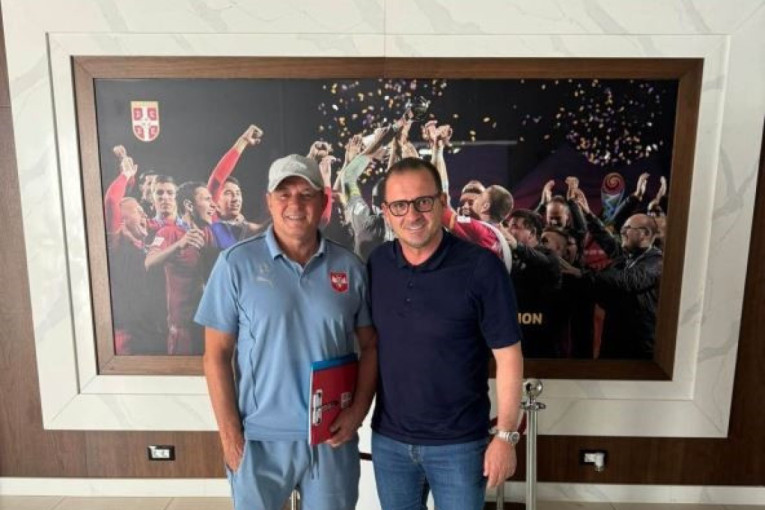 Fudbalska legenda uz Piksija: Mijat dao podršku selektoru Orlova - nalazi se u deliktanom trenutku!