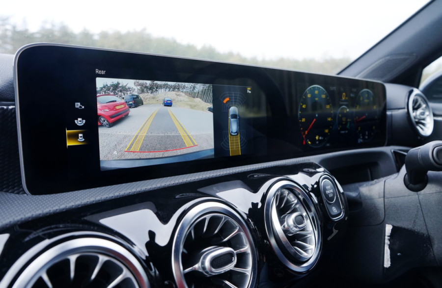 Zakon ili šala? Otkrijte najbizarnije saobraćajne propise širom sveta - pojedini će vas ostaviti bez reči