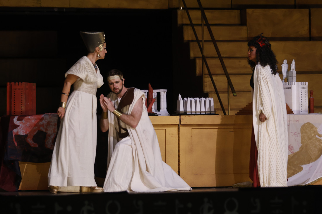 Nakon premijere na Petrovaradinskoj tvrđavi, novosadska "Aida" izvedena u Sava centru: U naslovnim ulogama ruske zvezde (FOTO)