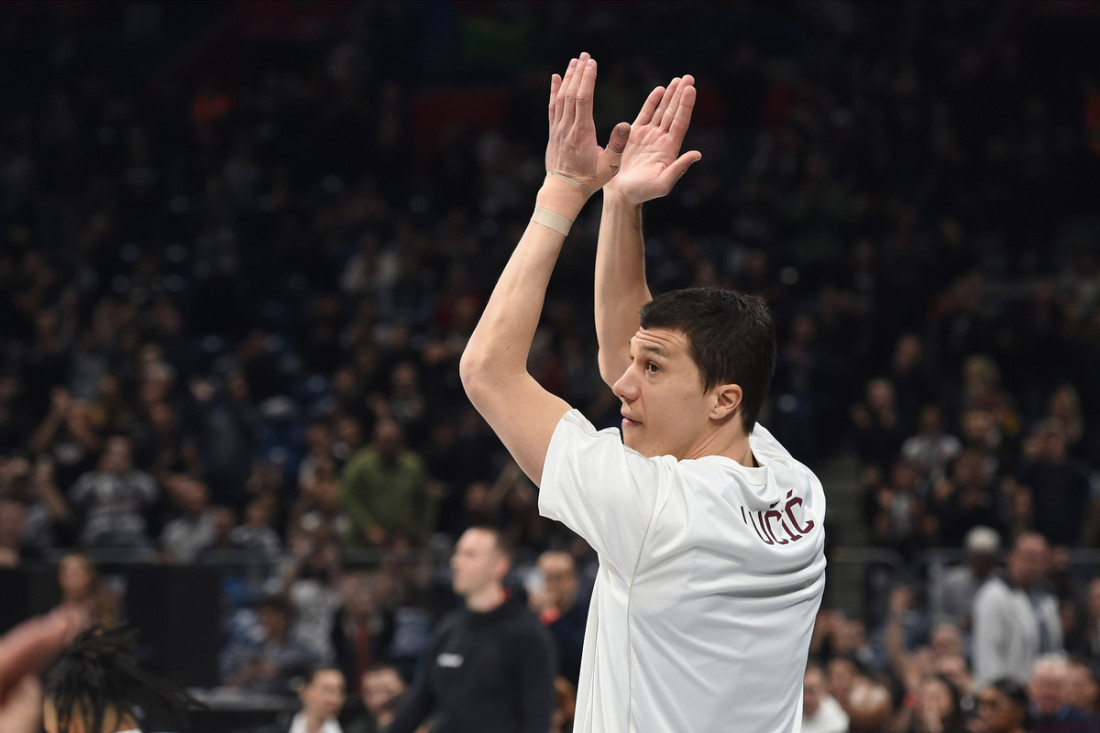 Partizan ne može bez drame: Crno-beli bolji od Bajerna punoj Areni, Grobari klicali Sterlingu Braunu!