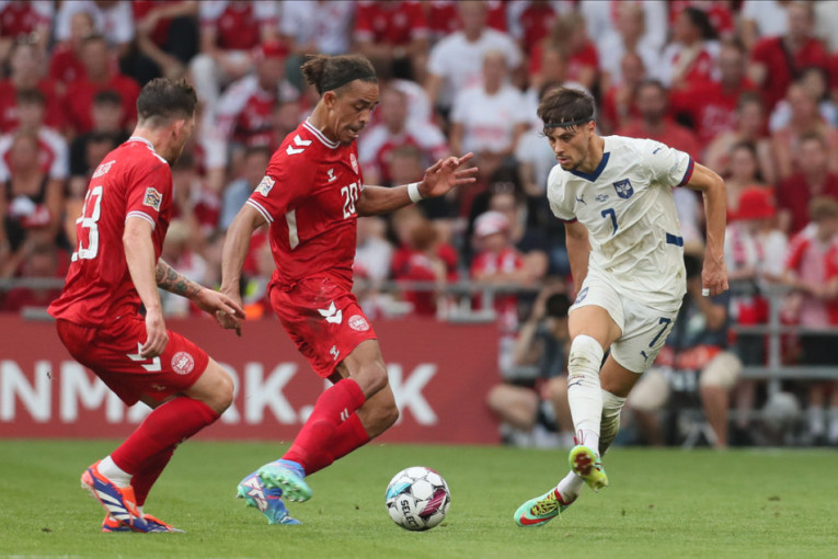 Fantastičan gol Poulsena: Orlovi na kolenima - prednost udvostručena! (VIDEO)