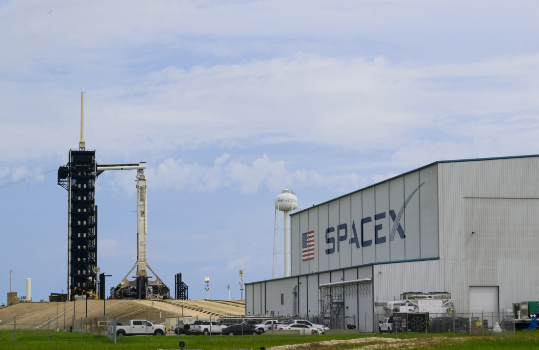 Milijarder, potpukovnik, inženjeri! Oni su otišli u prvu šetnju svemirom i to do tačke do koje je stigla čuvena misija Apolo (FOTO)