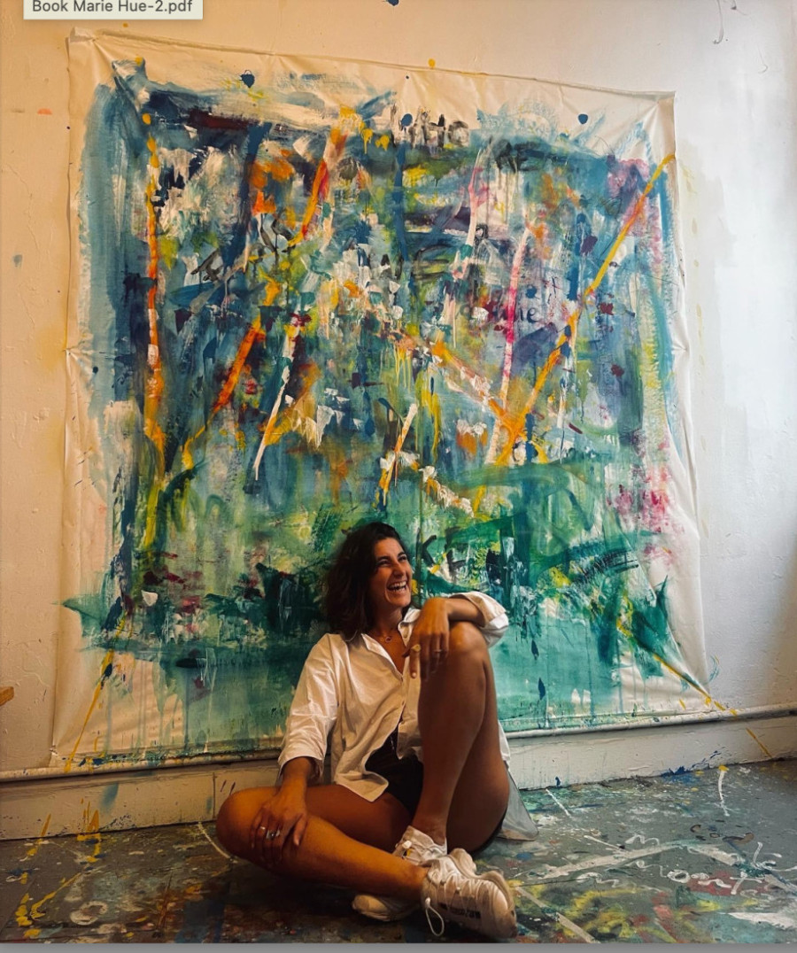 Uživanje u umetnosti uz ručak ili večeru: Francuska umetnica Mari Ue izlaže svoje velike radove na neočekivanom mestu u Beogradu (FOTO)