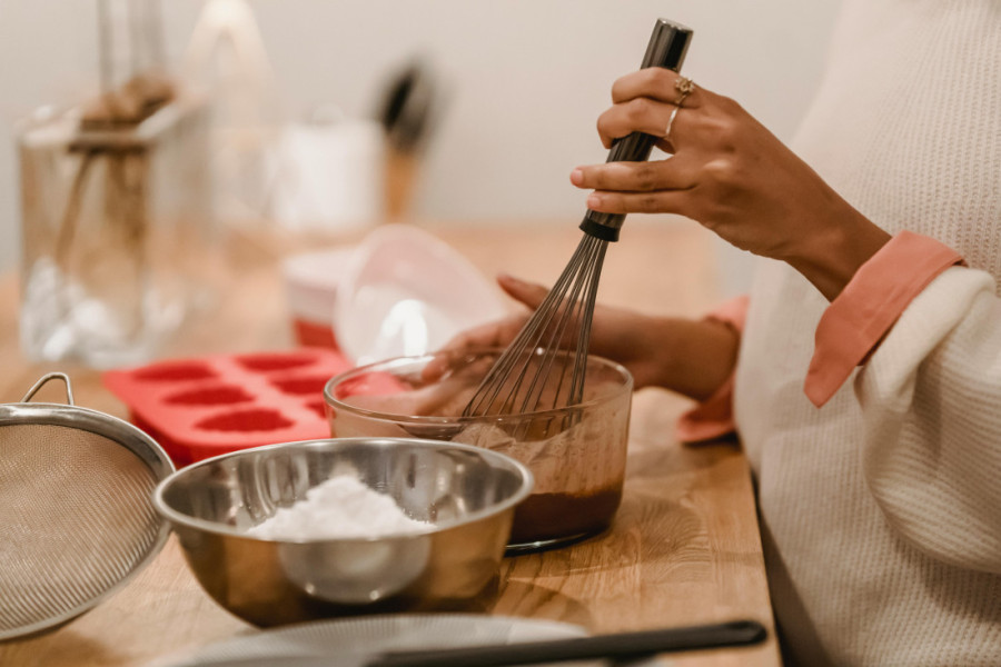 Recept dana: Brauni čizkejk kocke su savršena kombinacija dva omiljena slatkiša koja će vas oboriti s nogu