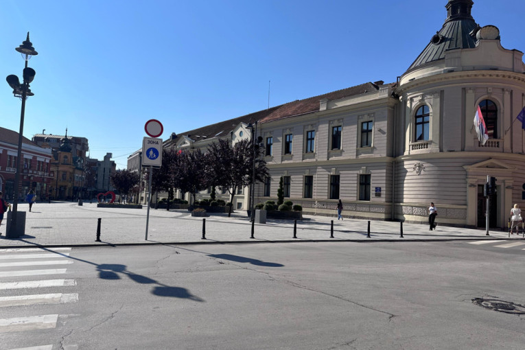 Noć u Beogradu: Dete povređeno u saobraćajnoj nezgodi kod Vidikovca, više slučajeva alkoholisanih maloletnika na toksikologiji!