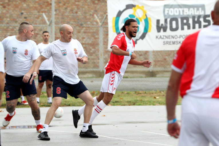 Fudbal iza rešetaka! Naši osuđenici "razbili" strance u KPZ Sremska Mitrovica: Na dan smo zaboravili da smo u zatvoru!  (FOTO/VIDEO)
