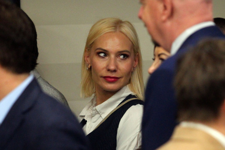 "Držali su mu ruke i izudarali ga u glavu!" Marija Veljković o nasilju koje je pretrpeo njen sin: Udarao ga je palicom!