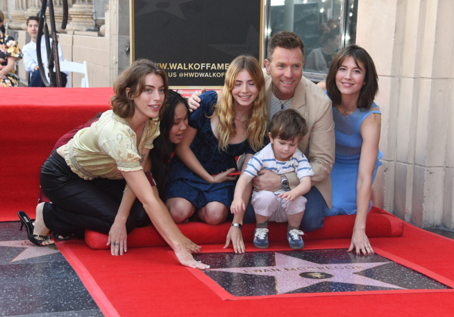 Juan Mekgregor dobio zvezdu na holivudskoj Stazi slavnih: Na samo nekoliko metara od jednog velikog imena iz "Ratova zvezda" (FOTO)
