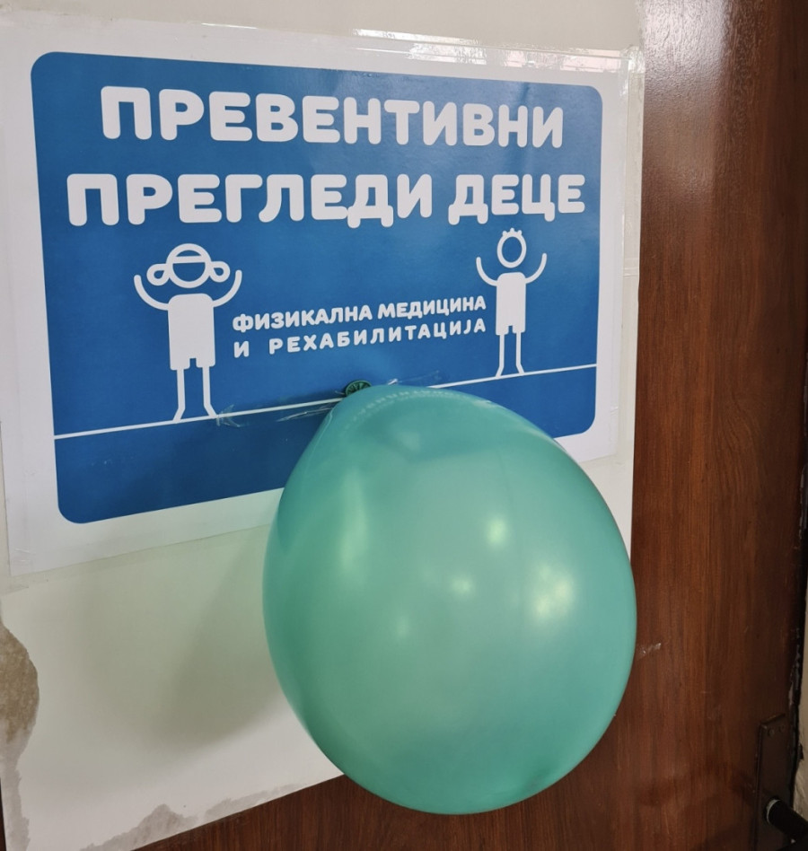 Šareni baloni i bombone za svakog mališana: Preventivni pregledi dece u Kragujevcu protekli u prijatnoj atmosferi (FOTO)