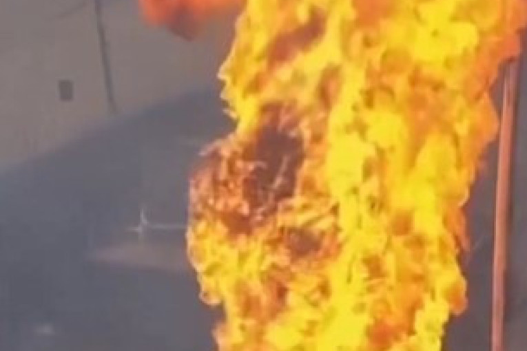 Stravična eksplozija u Teksasu: Naređena hitna evakuacija stanovništva, bukti ogroman požar (VIDEO)