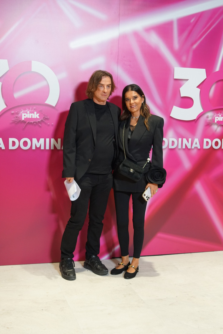 Mitrovići se oprostili od Saše Popovića na dan njegove sahrane: Ako jedan drugom treba ponešto i da oprostimo...