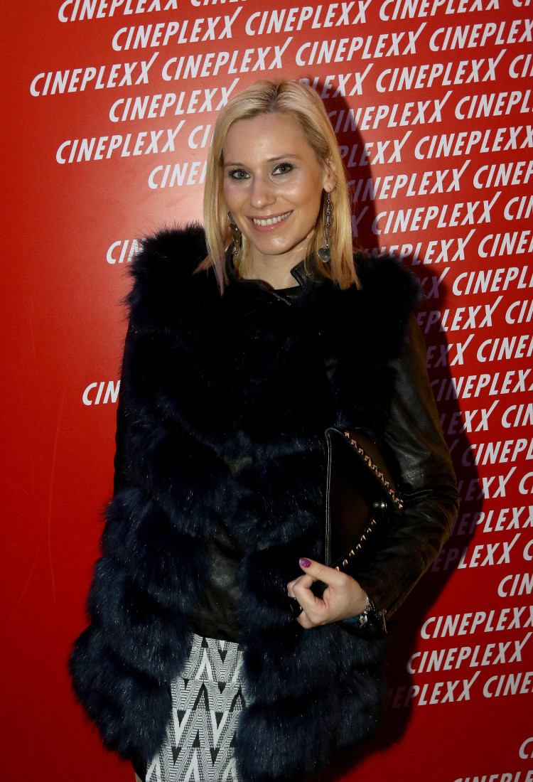 "Držali su mu ruke i izudarali ga u glavu!" Marija Veljković o nasilju koje je pretrpeo njen sin: Udarao ga je palicom!