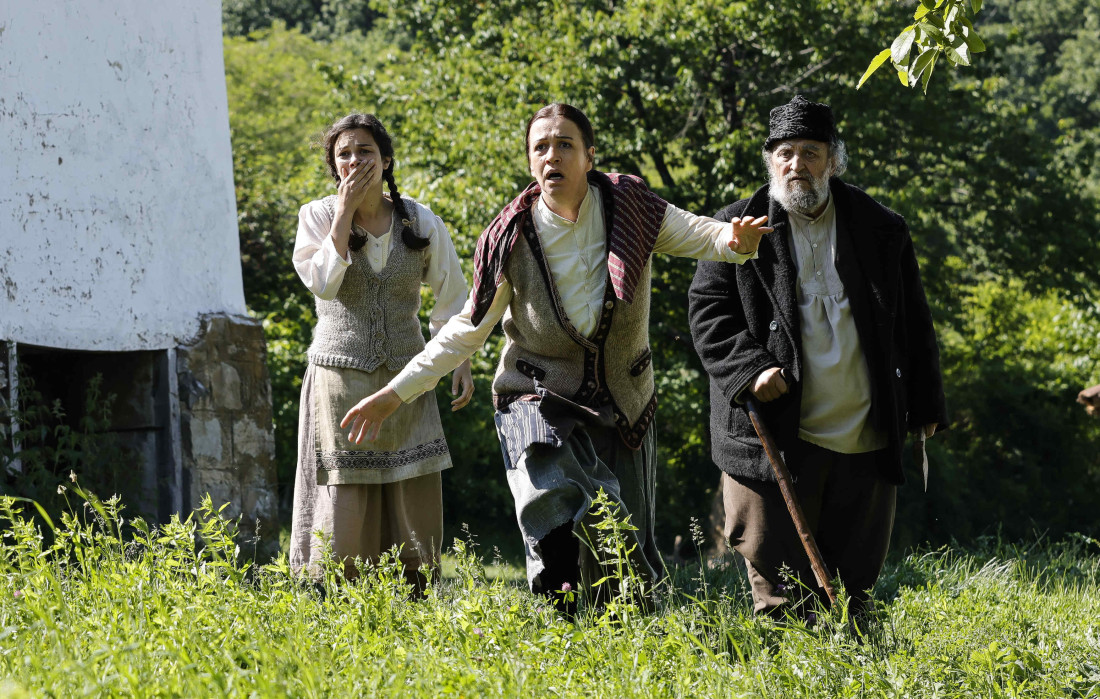 Radošu Bajiću uručena “Kristalna koala”: Još jedno priznanje za film "Heroji Halijarda" (FOTO/VIDEO)