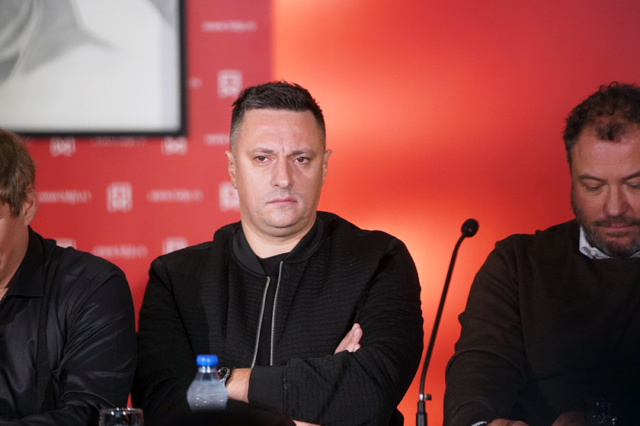 Suze Vesne Trivalić, dirljive reči i emotivna sećanja: Beogradsko dramsko pozorište obeležilo godišnjicu smrti Jagoša Markovića (FOTO)