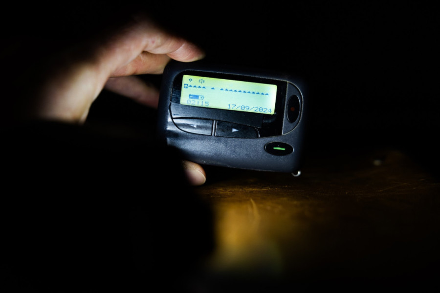 Širi se neobična teorija zavere: Mosad u Iranu ima zubare koji ugrađuju čipove u zube političara, tako su ubili i vrhovnog vođu?