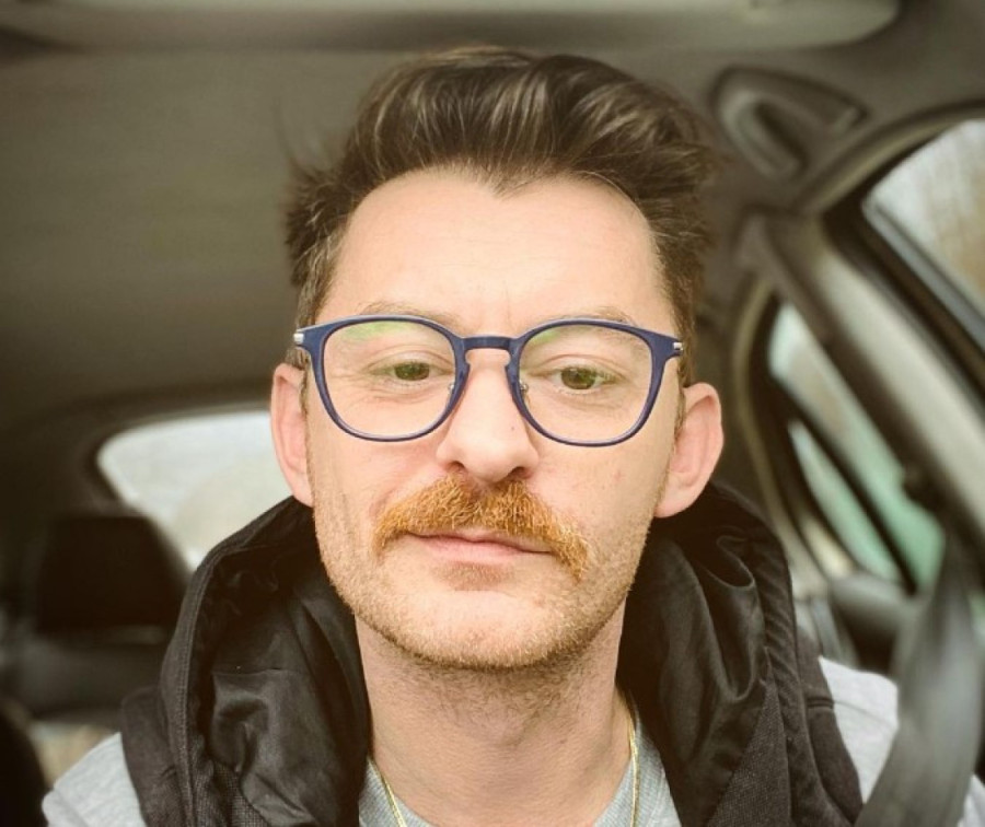 Prvo oglašavanje Moamera Kasumovića: Glumac osuđen za bludničenje se oglasio sramnim potezom