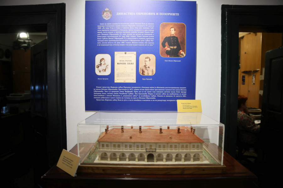 "Svako ko bi rekao nešto suprotno debelo bi pogrešio": Nikola Selaković otvorio izložbu "Dinastija Obrenović i pozorište" (FOTO/VIDEO)