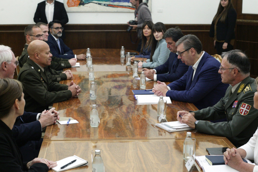 Vučić sa komandantom Nacionalne garde Ohaja: Zatražio sam jaču podršku SAD u zaštiti našeg naroda na KiM (FOTO)