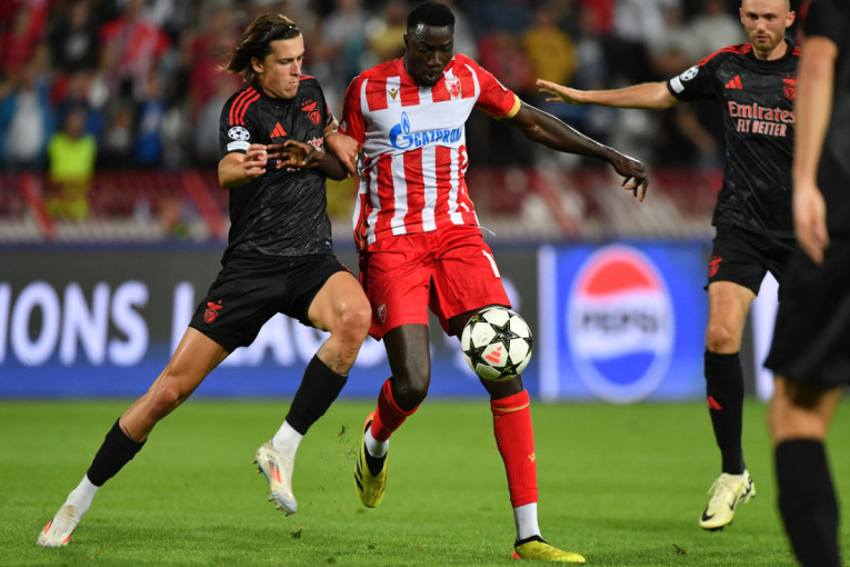 Ivaniću je potrebna podrška: Mića protiv Benfike pokazao klasu, Zvezda je od Silasa dobila 10.000.000 ničega!